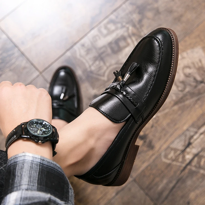 Mocassins com borla em pele